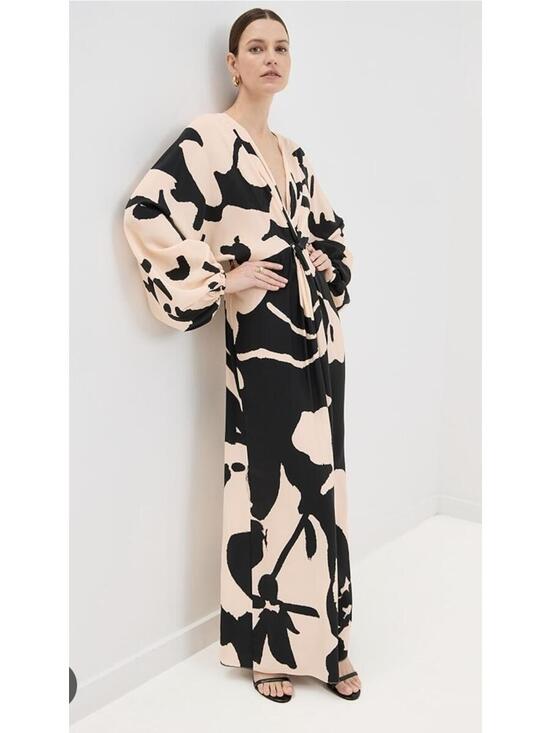 Figue Dresses & Skirts - FIGUE Brenna Silk Maxi dress size 6